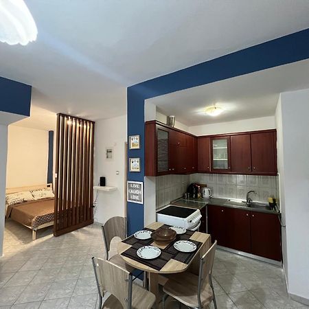 Dimitris Flat Apartment นัวอายบิวาไต ภายนอก รูปภาพ